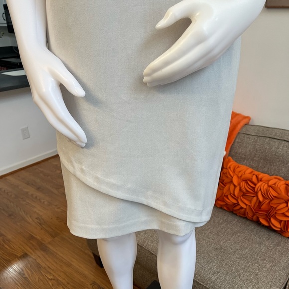 ❣️🆕The Limited Vapor Blue Classic Sheath Dress❣️ - Picture 4 of 10